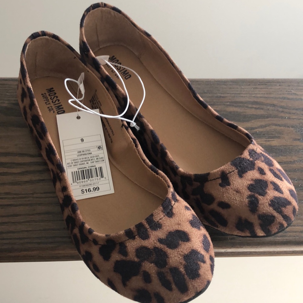 NWT Mossimo leopard ballet flat size 9